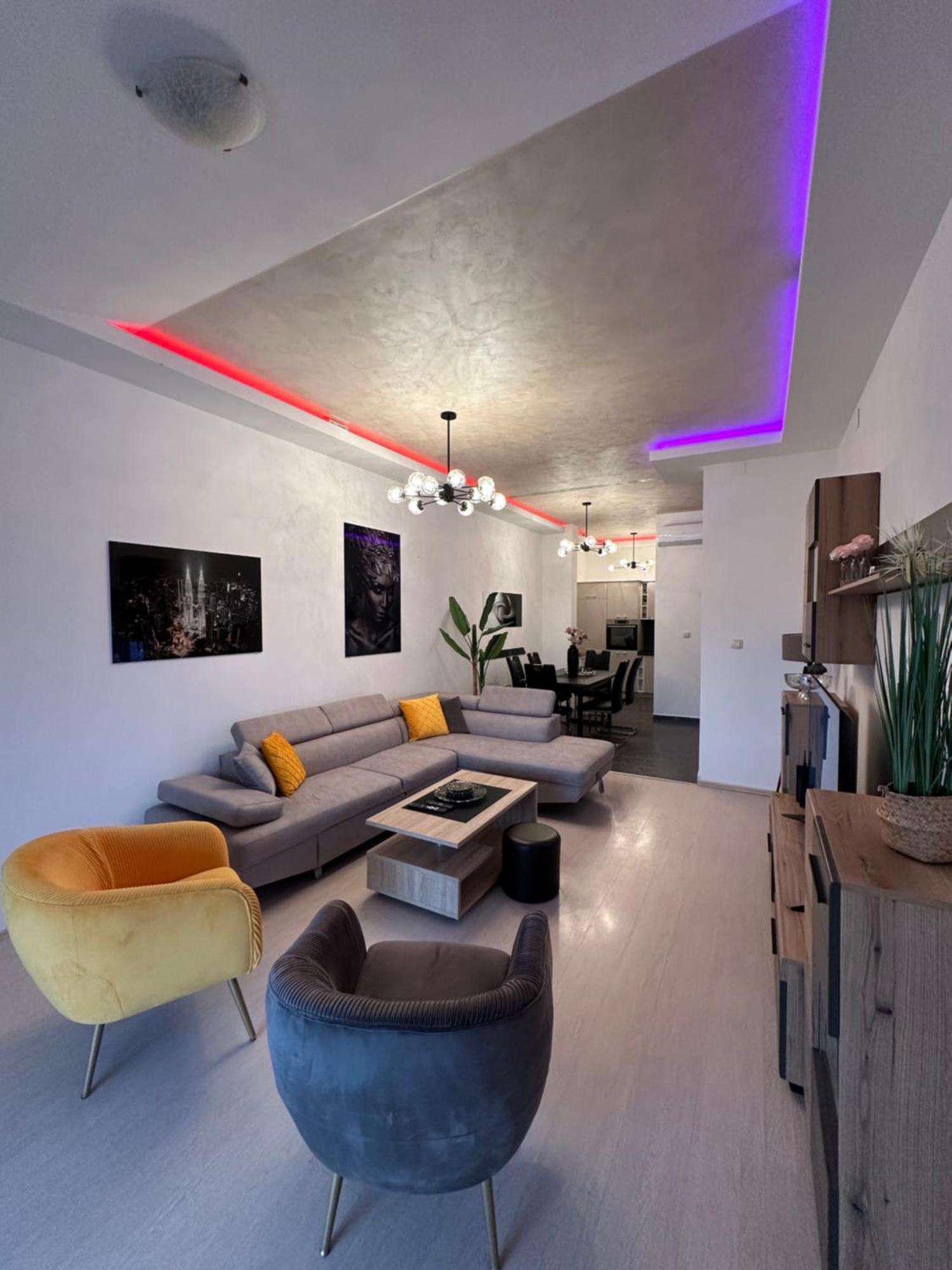 Montenegro Apartment *